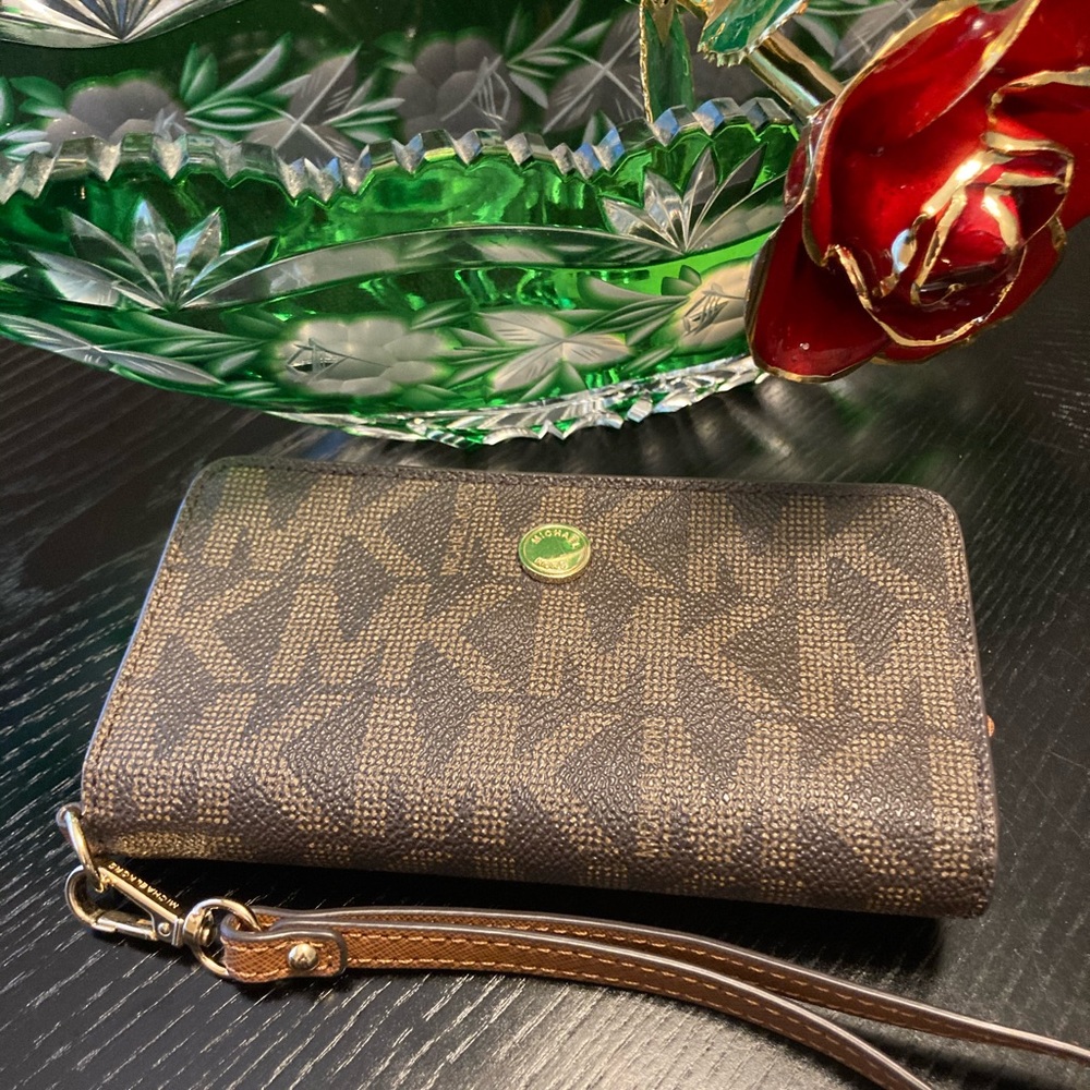 Michael Kors Small Wallet